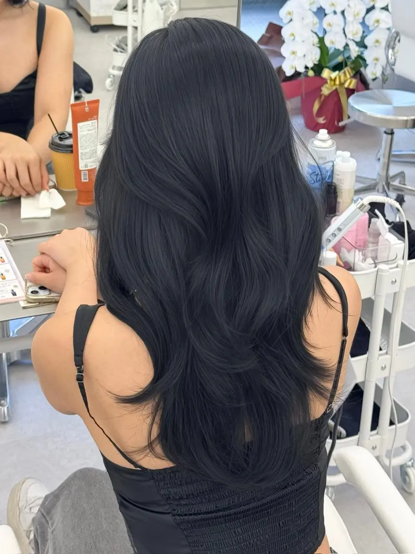 ロング カラー カット ヘアカラー トリートメント 韓国ヘア　紗希 🦋のヘアスタイル