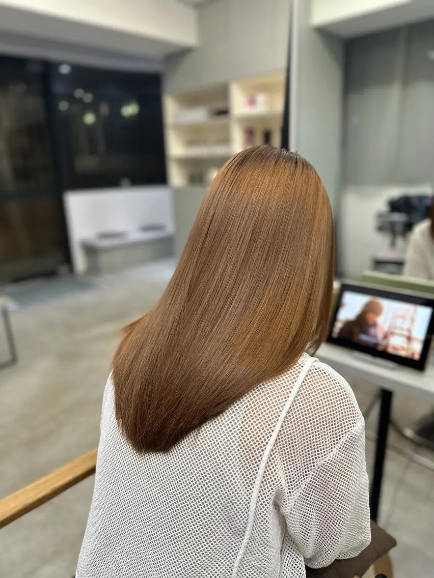 ロング 縮毛矯正 絶対綺麗な暖色カラー 🎯あります✨増渕✨のヘアスタイル
