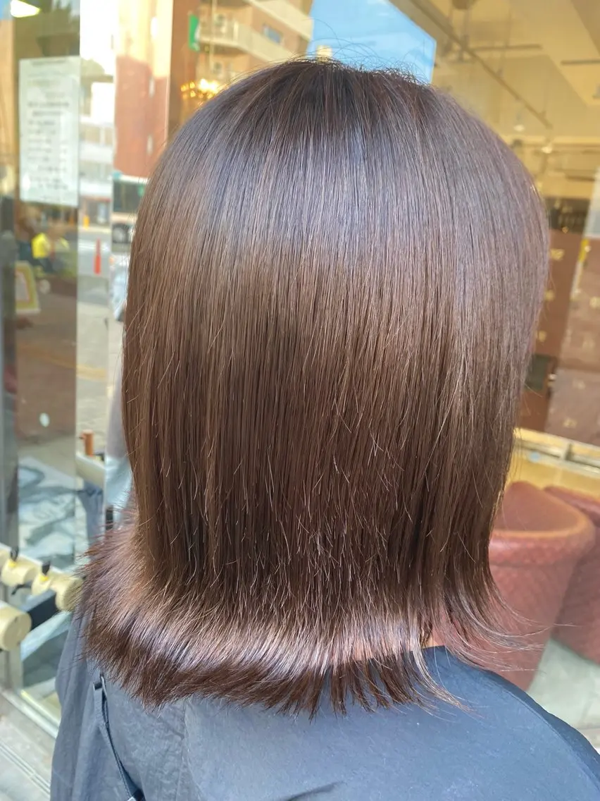 ミディアム 松倉 千紘のヘアスタイル