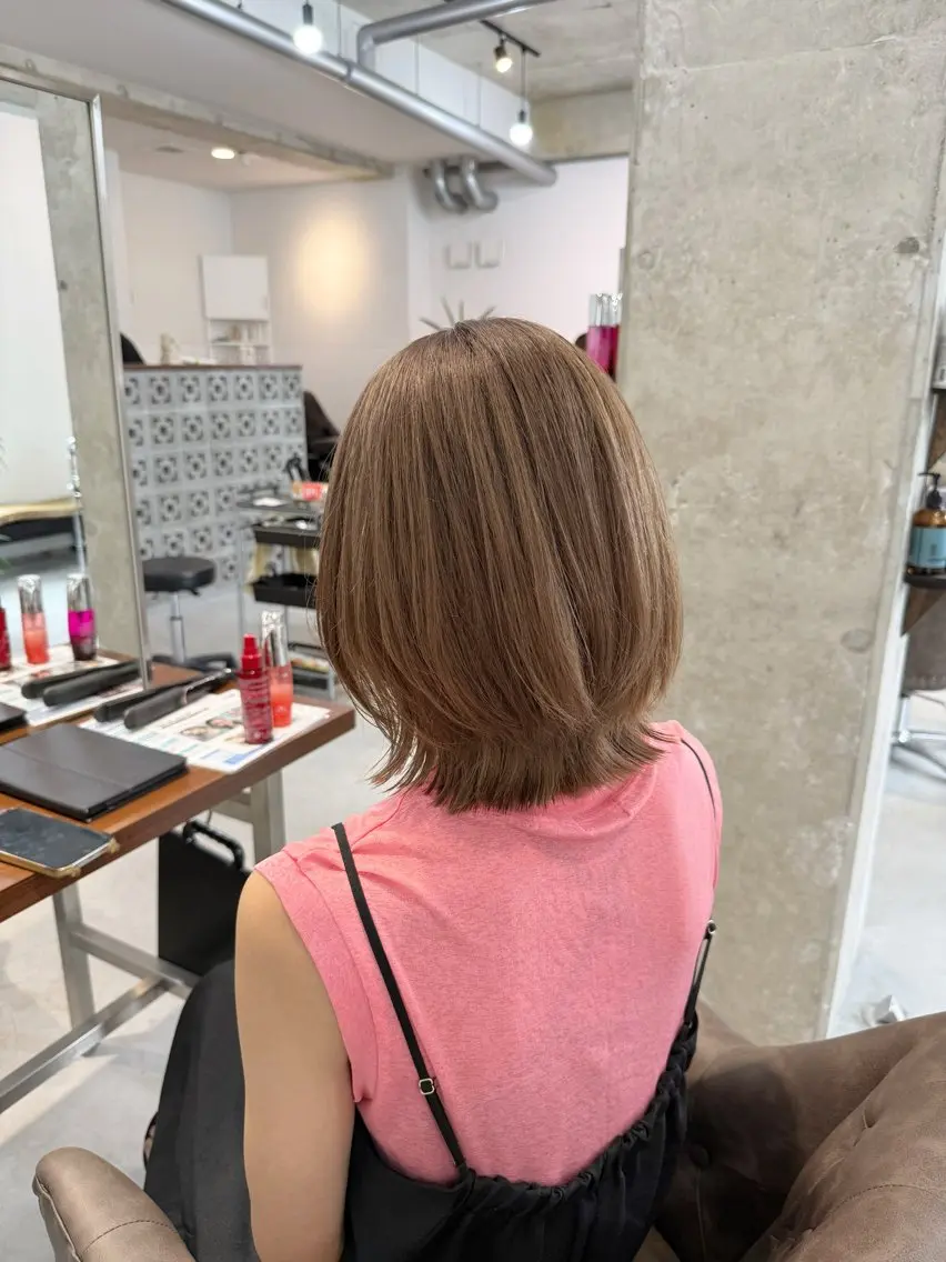 ミディアム カラー ダブルカラー カット ヘアカラー カイリ /レイヤーカットのヘアスタイル