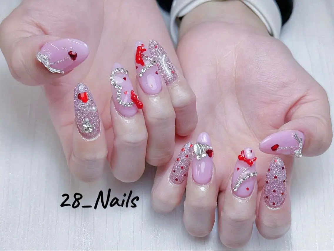 ロング ハンドネイル 28nails .thaoのネイルデザイン