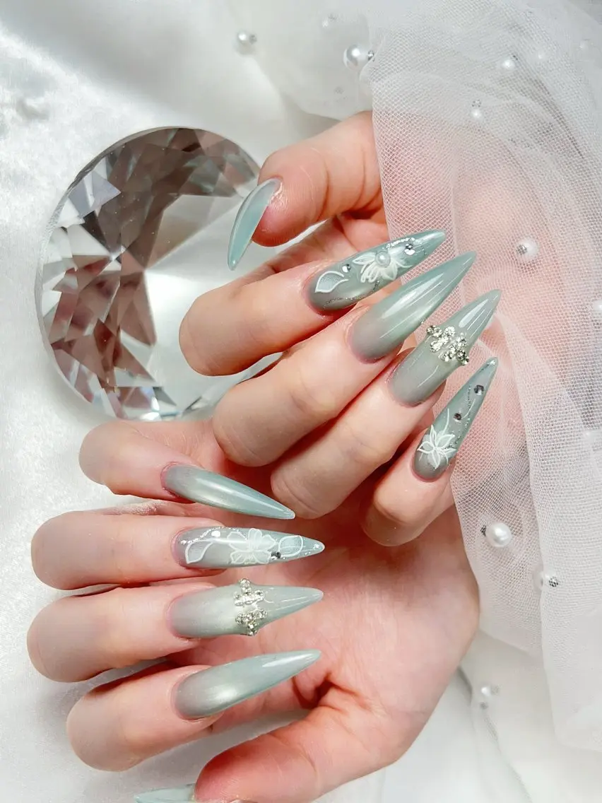 ネイル シンプルネイル ハンドネイル bijou nails 蓮のネイルデザイン