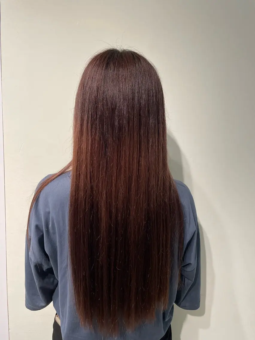 ロング 河津 彩香のヘアスタイル