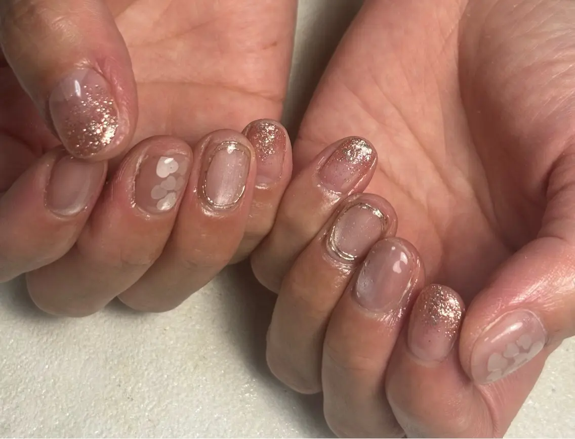 ネイル オーロラネイル フットネイル フレンチネイル ジェルネイル マグネットネイル ハンドネイル kiki nail たまプラーザのネイルデザイン