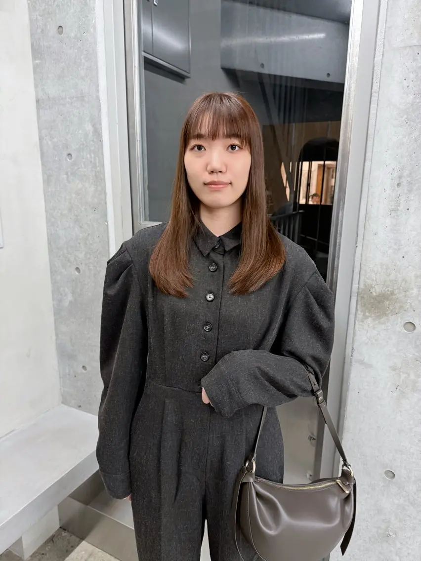 ロング カラー ロングレイヤー アッシュ ベージュカラー ブリーチ 透明感カラー カット ヘアカラー トリートメント 誰より丁寧なカット/ 小林輝/レイヤーのヘアスタイル