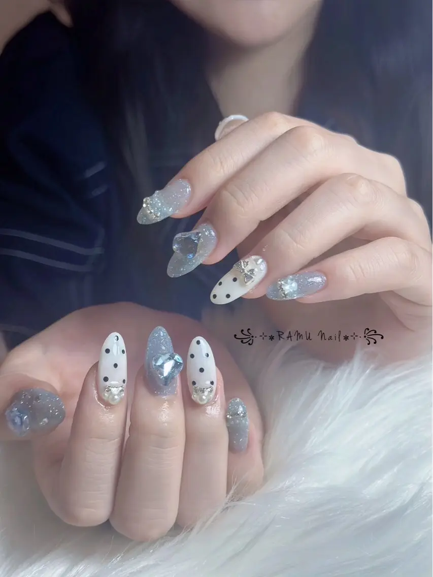 ネイル キラキラネイル マグネットネイル ミラーネイル ピンク 夏ネイル ハンドネイル RAMU Nail 恵比寿店のネイルデザイン