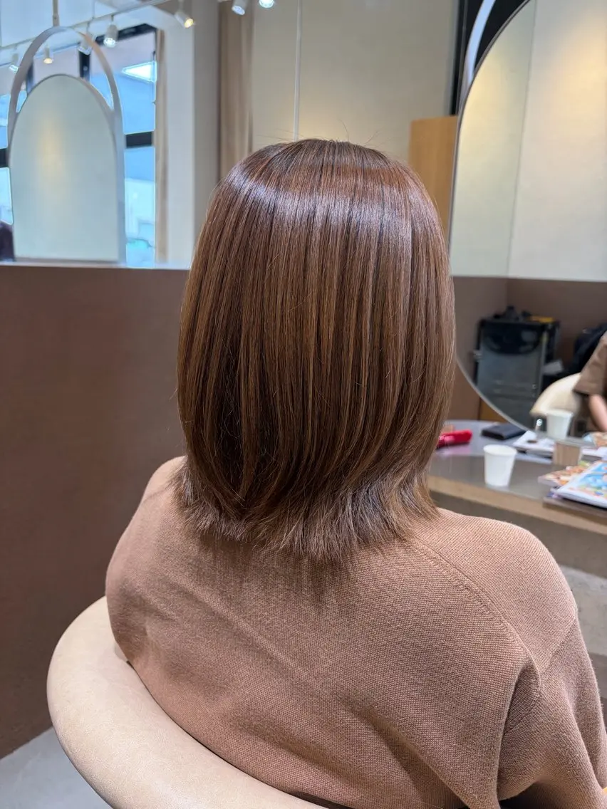 ミディアム アッシュ ヘアカラー 赤羽根 周のヘアスタイル