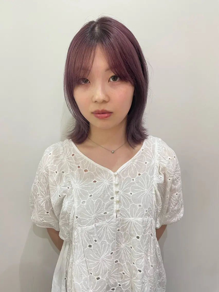 ミディアム カラー ブリーチ ラベンダーカラー カット ヘアカラー トリートメント 髪質改善/レイヤー/ お顔まわり/Ami.のヘアスタイル