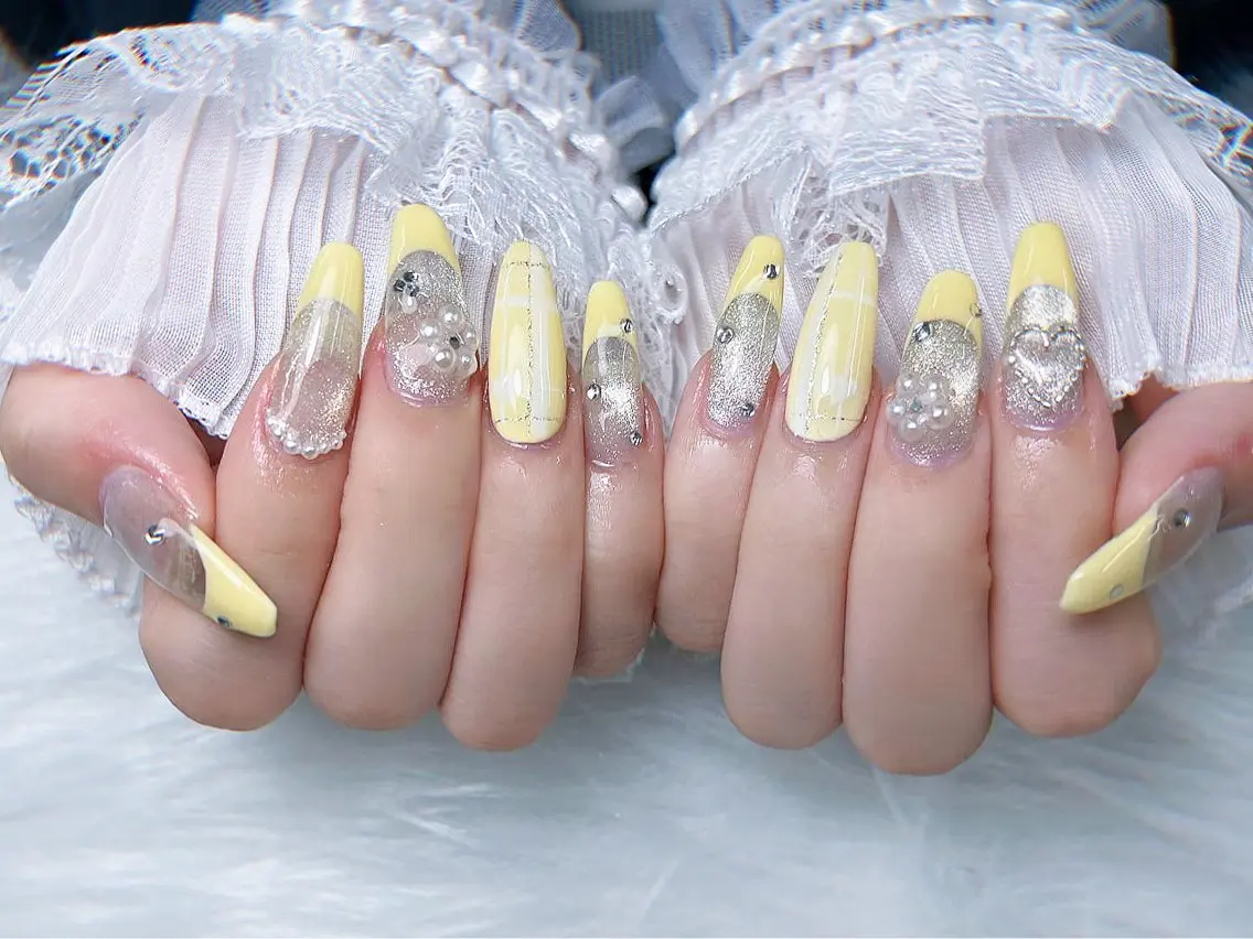 ネイル 長さ出し フットネイル フレンチネイル ジェルネイル ガラスフレンチ ハンドネイル ハンドケア Nova Nail Salonのネイルデザイン