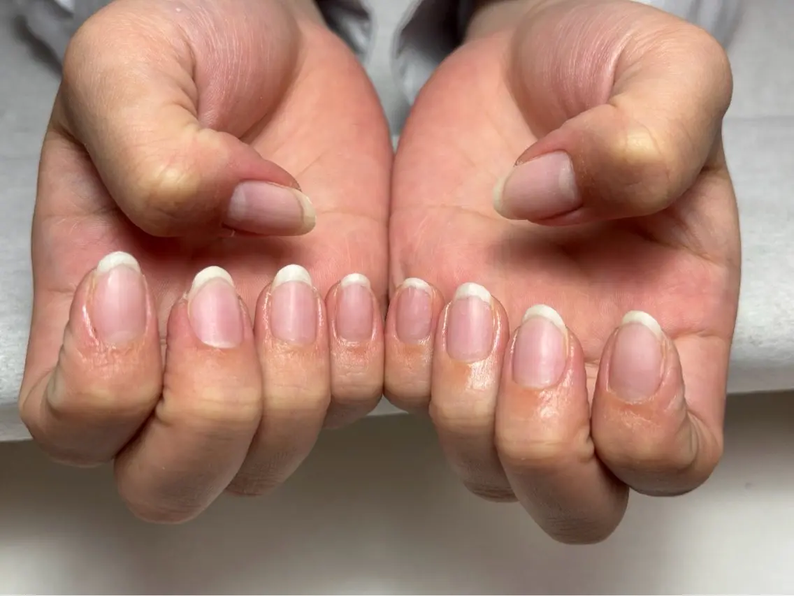 ネイル 桜ネイル 長さ出し フットネイル フレンチネイル ジェルネイル オフのみ(ネイル) salon AZのネイルデザイン