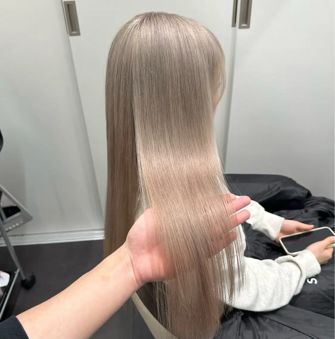 ミディアム カラー ヘアカラー 💫艶ハイトーン×髪 質改善💫リュウトのヘアスタイル