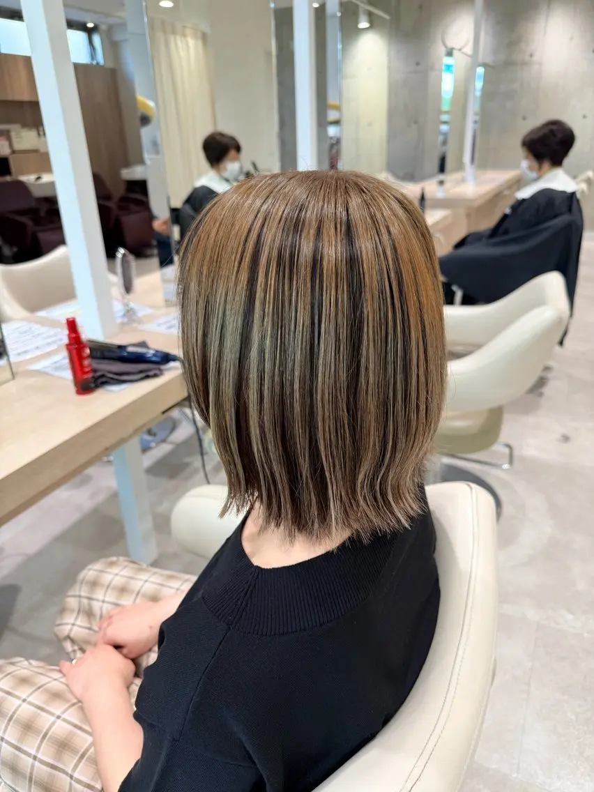 ミディアム ヘアカラー 白髪ぼかしデザイン ハイライト/宮本純登のヘアスタイル
