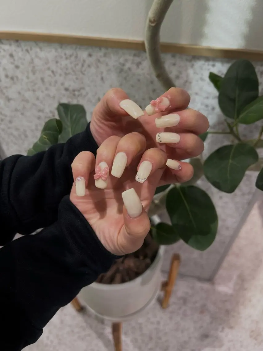 ネイル 成人式 長さ出し 韓国ネイル ショートネイル ♡透明感カラー★ ネイル/しの♡のヘアスタイル