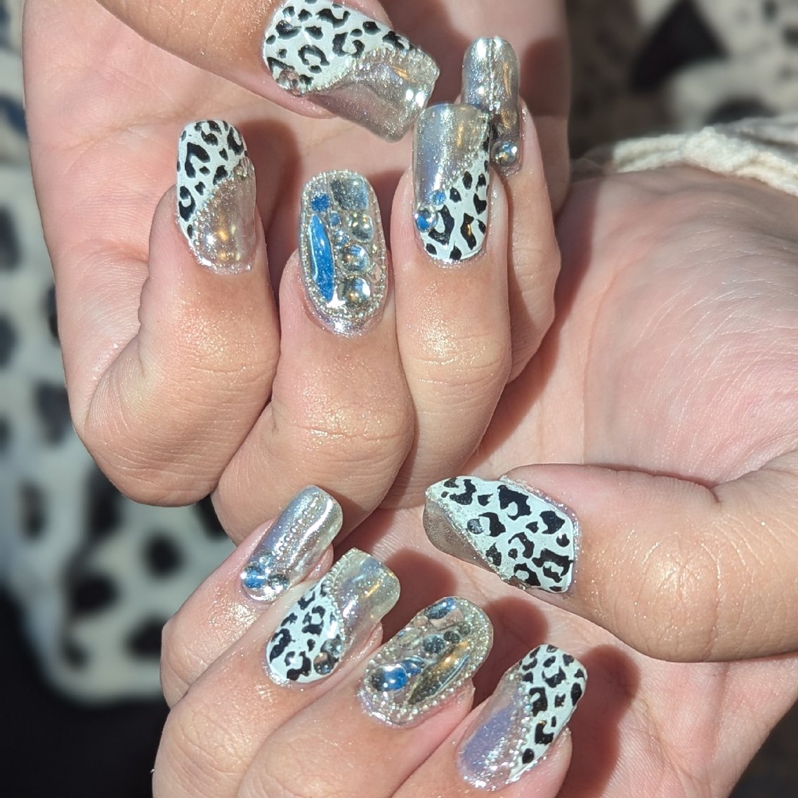 ネイル ハンドネイル 推しネイル | 　aycnailのネイルデザイン