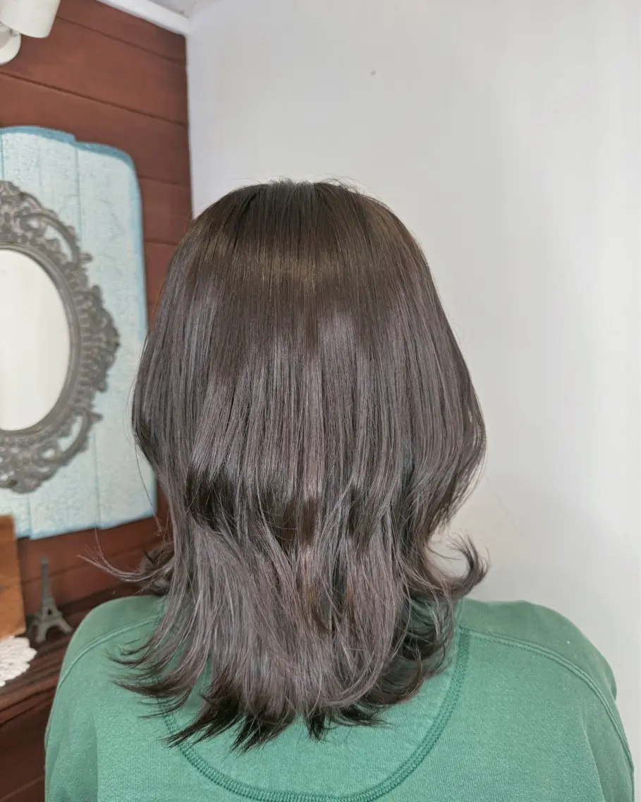 ミディアム 大塚 しおりのヘアスタイル