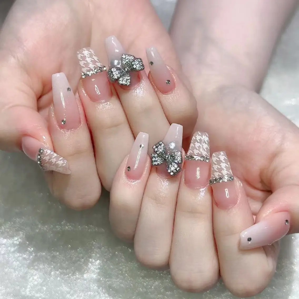 ネイル Queen's ゆなのネイルデザイン