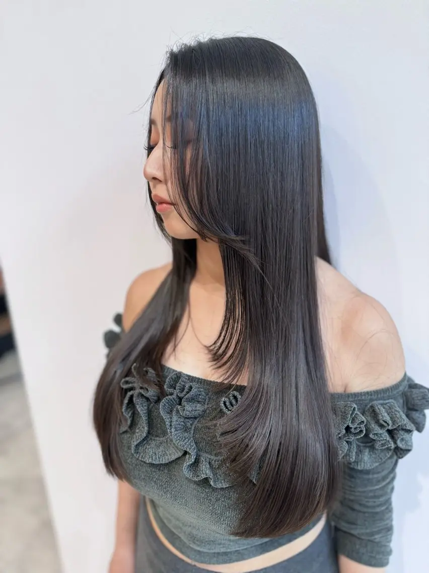 ロング ハイレイヤー レイヤーカット ロング カット トリートメント 沖 宜志のヘアスタイル