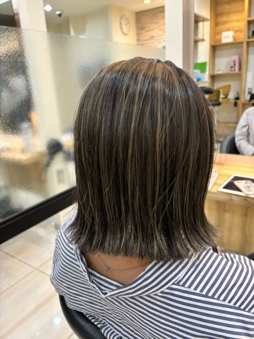 ミディアム カラー ハイライトカラー ハイライト カット ヘアカラー 田野倉NEXT店 美髪ニストのヘアスタイル