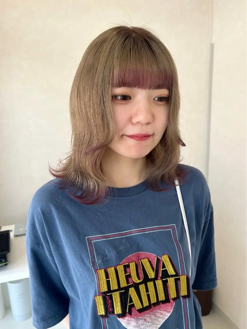 ミディアム カラー ヘアカラー 長山 茉白のヘアスタイル
