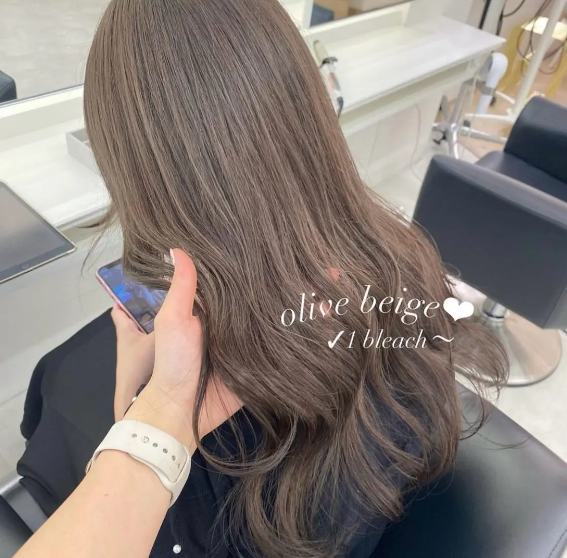 ロング カラー ParveMix 🤍加藤理沙のヘアスタイル