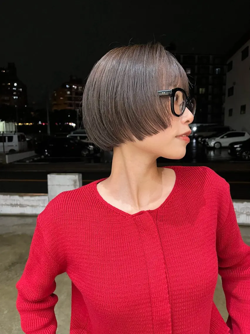ショート カラー カット ヘアカラー 網谷 萌夏のヘアスタイル