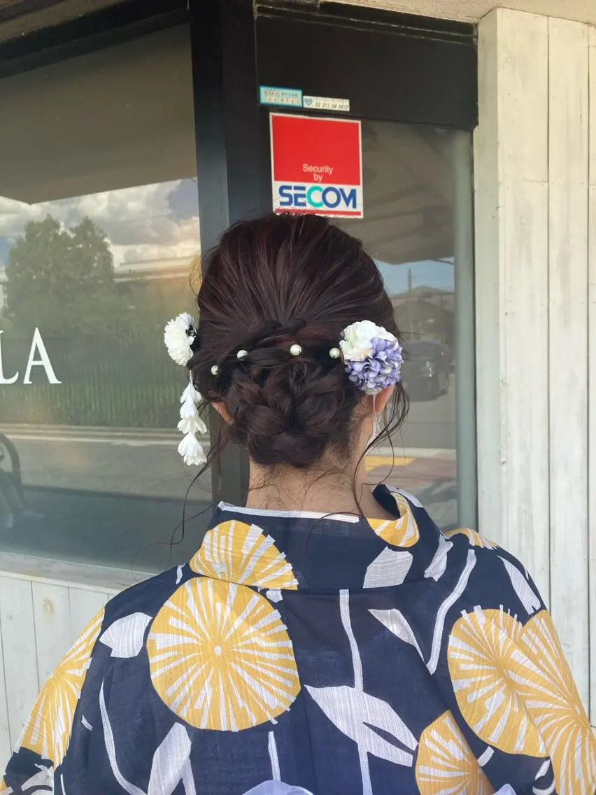 MOLLA ✂️辻のヘアスタイル