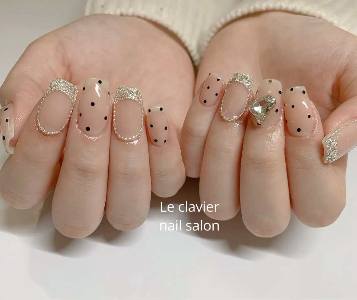 ネイル 長さ出し ジェルネイル パラジェル スカルプネイル ソフトジェル Mina Nailのネイルデザイン