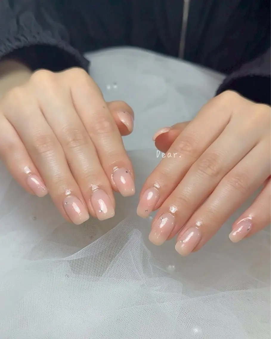 ショート ハンドネイル Dear. 福岡店のネイルデザイン
