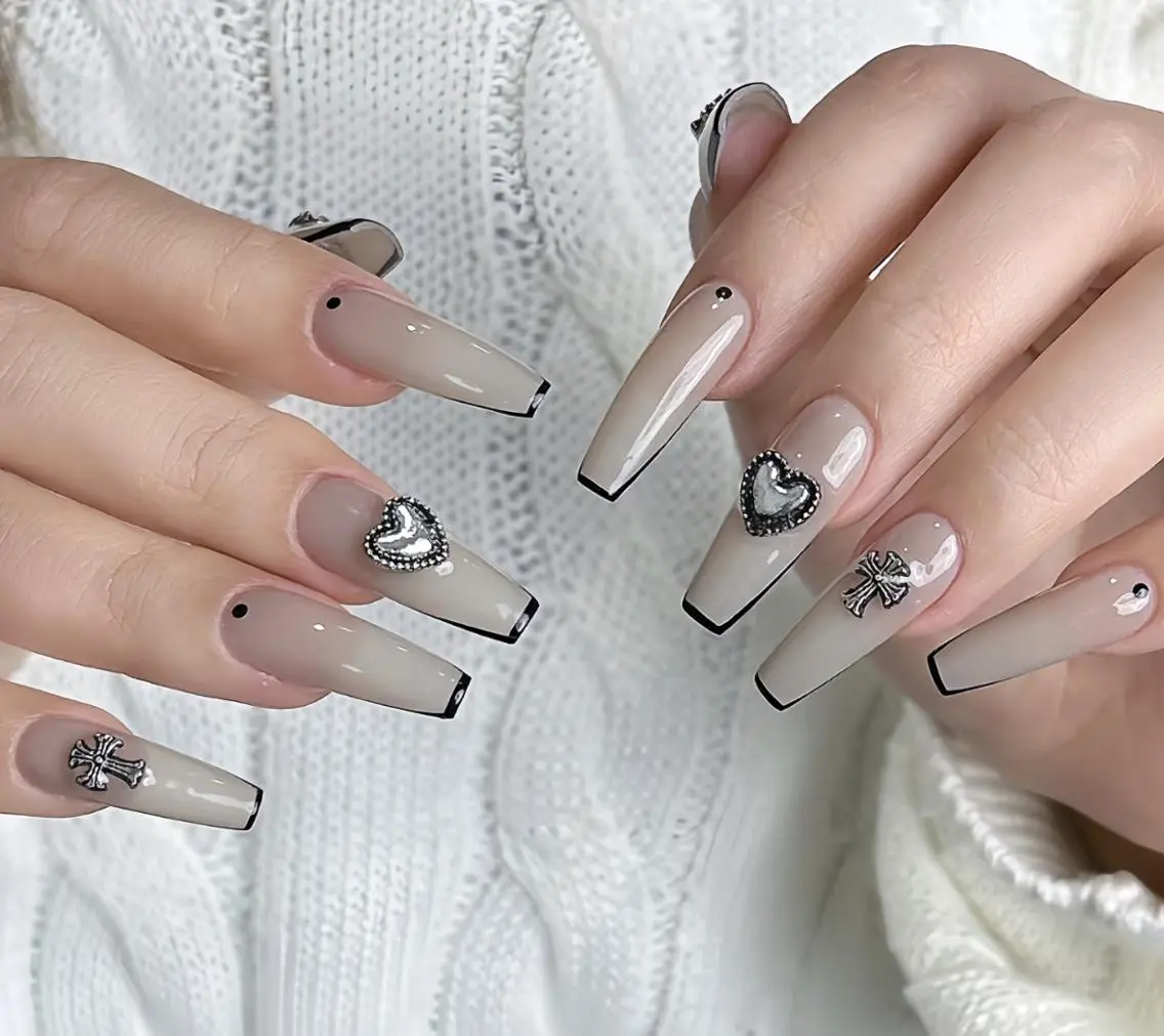 ネイル ハンドネイル ハンドケア 🍑 momo_nailのネイルデザイン