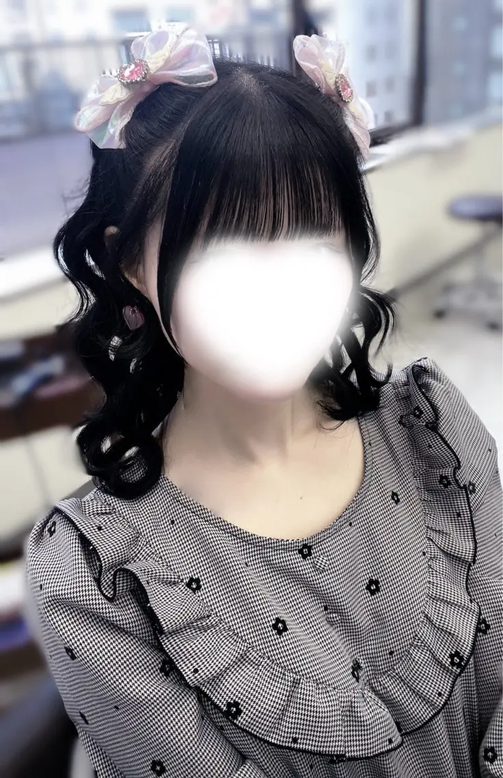 セミロング ヘアアレンジ みず きのヘアスタイル