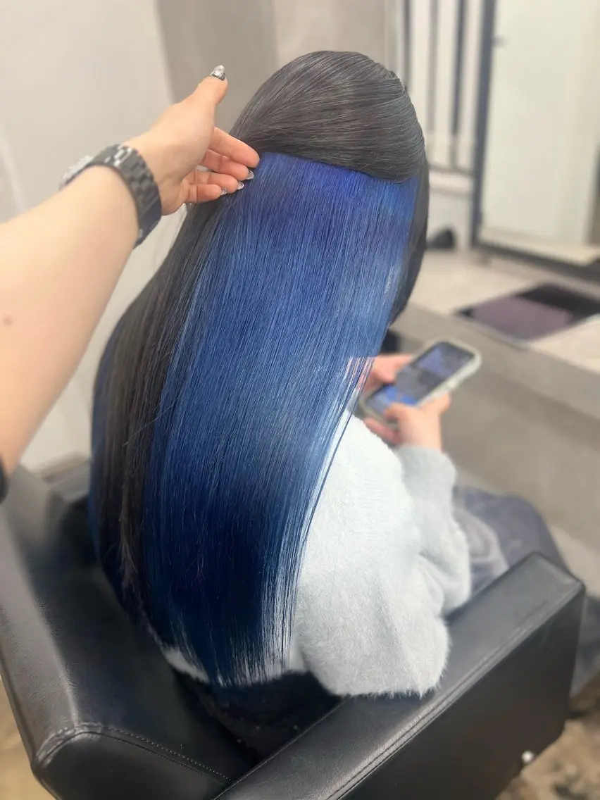 ロング カラー ブルーカラー カット ヘアカラー 透明感カラー特化🫧 🦋栗原🦋のヘアスタイル