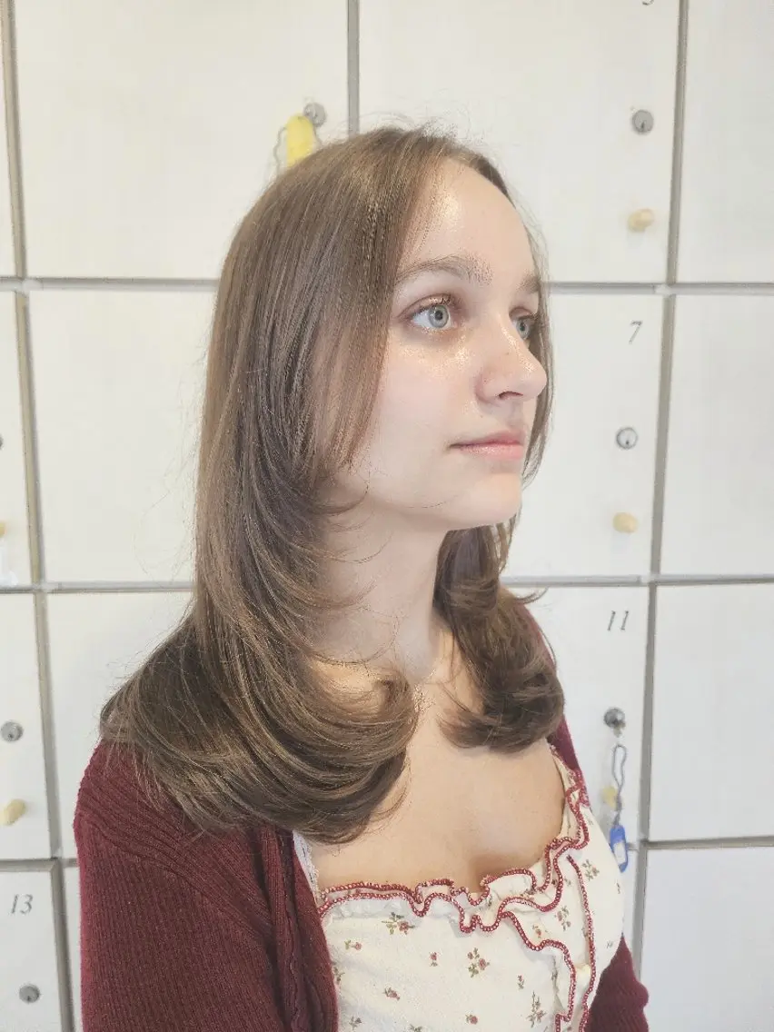 セミロング レイヤーカット カット Lita.住吉 オカダ·͜·♡のヘアスタイル