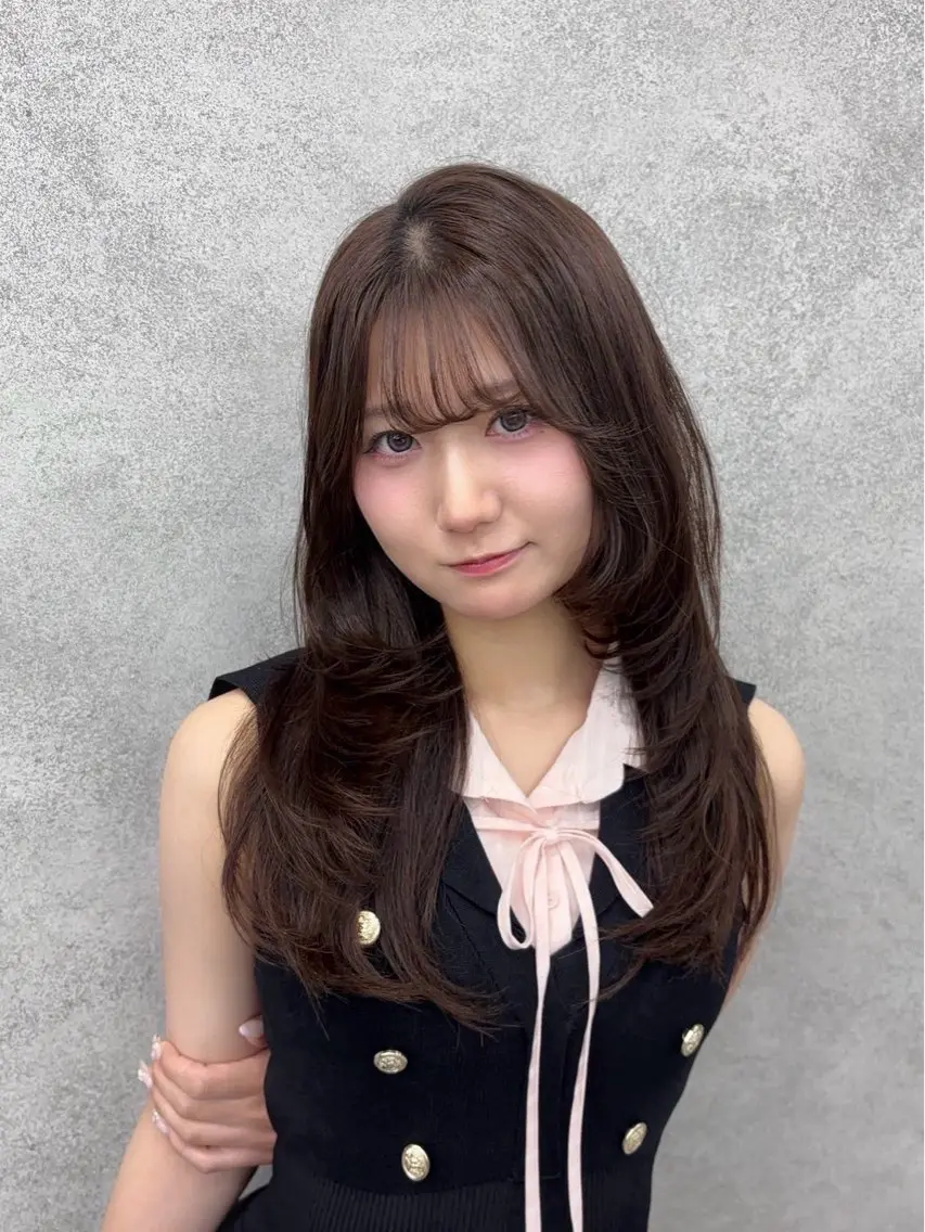 ロング 韓国風ヘア レイヤーカット ︎・ AIYUのヘアスタイル