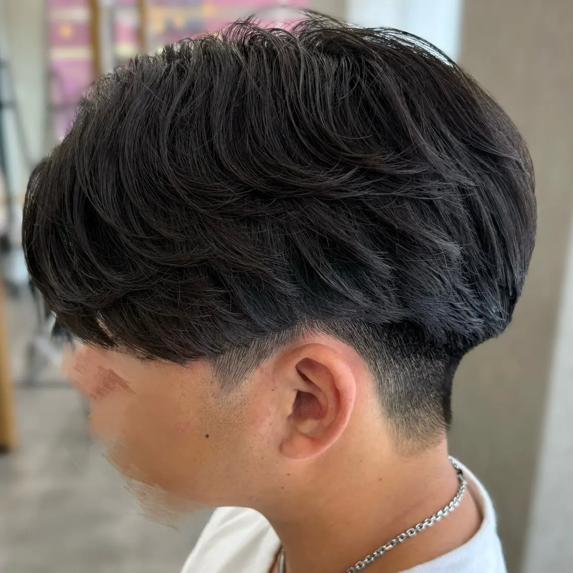 パーマ メンズ センターパート フェザーパーマ メンズパーマ ニュアンスパーマ カット パーマ 楓🍁毛流れ /フェザーパーマのヘアスタイル