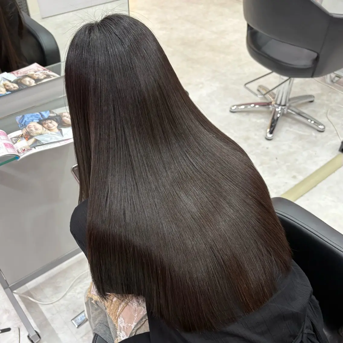 𝐜𝐮𝐭＋縮毛矯正＋𝐭𝐫𝐞𝐚𝐭𝐦𝐞𝐧𝐭の写真
