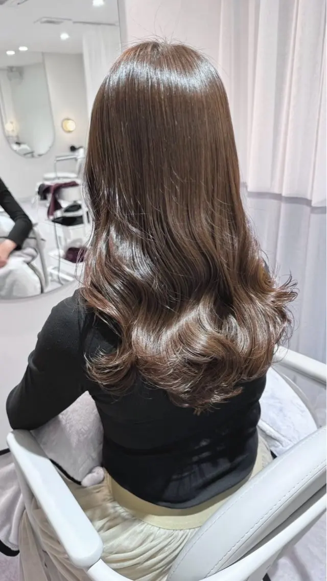 ロング 特化✨透明感カラー 白髪染め✨住田緋菜のヘアスタイル