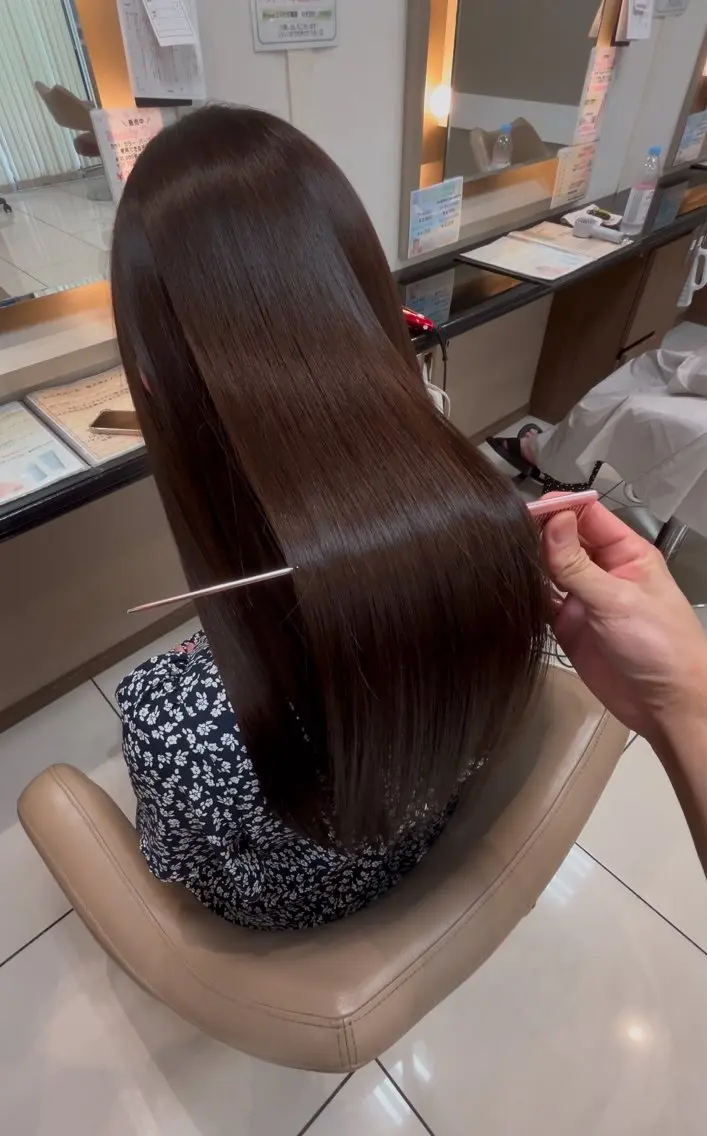 ロング パーマ 髪質改善 カット ヘアカラー トリートメント 💎縮毛矯正💎 髪質改善・店長 伊藤のヘアスタイル