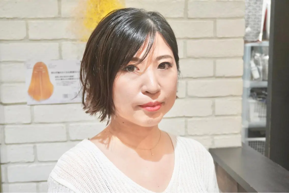 ショート ボブ 外ハネヘア ミヤザキ ユタカのヘアスタイル