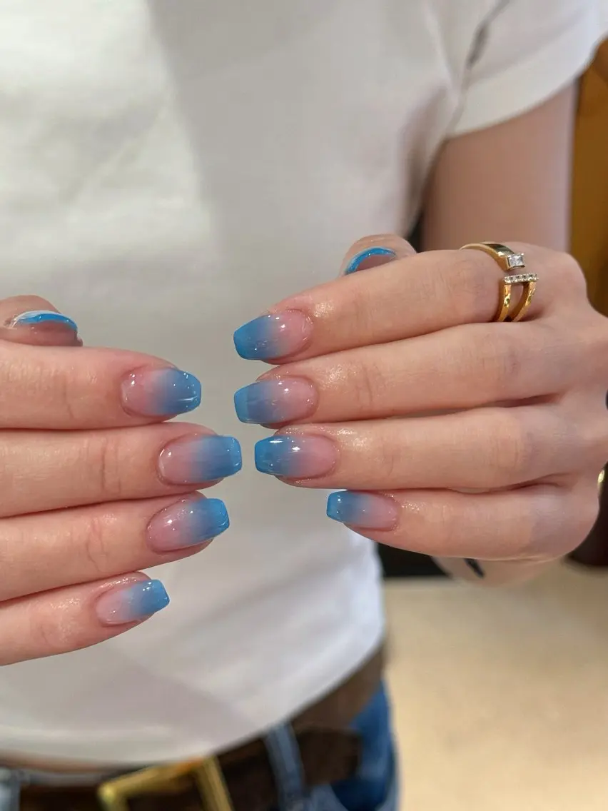 ネイル アートネイル オーロラネイル チークネイル フレンチネイル ガラスフレンチ ハンドネイル 🎀🎀YooLi Nail Salonのネイルデザイン