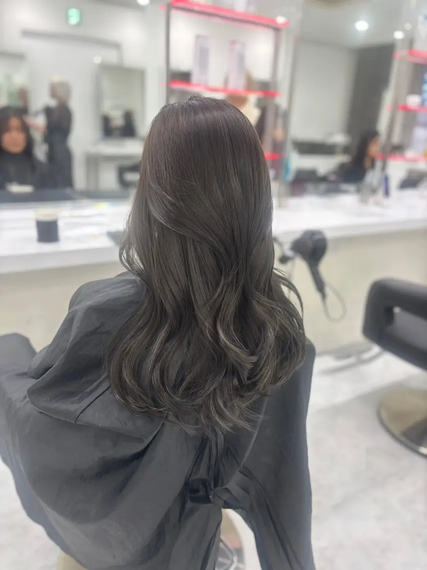 ロング ヘアカラー トリートメント ヘアセット 赤髪/ワインレッド/ 韓国系 まなかのヘアスタイル