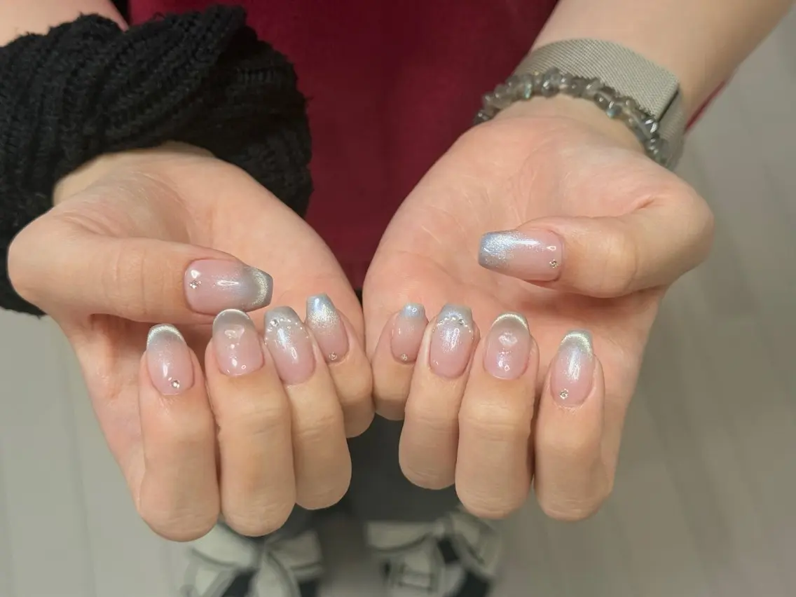 ネイル アートネイル オーロラネイル チークネイル フレンチネイル ガラスフレンチ ハンドネイル 🎀YooLi Nail salonのネイルデザイン