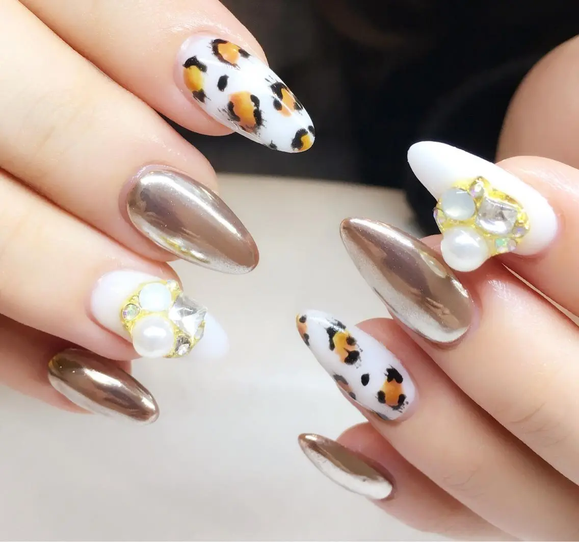 ネイル アニマル柄 ブラウン ミラーネイル 持ち込み スカルプネイル nail salon Soeurのネイルデザイン