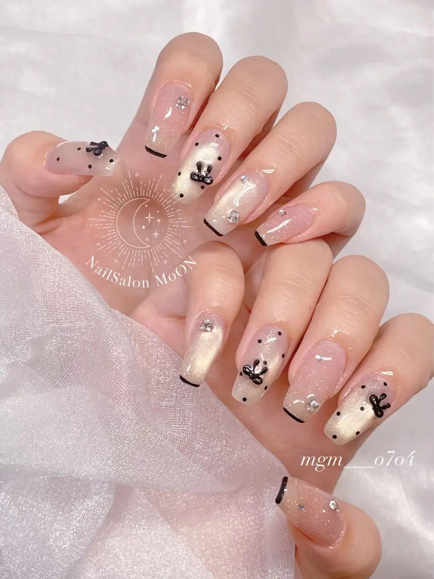 ハンドネイル ハンドケア MoON...❤︎ MeGuのネイルデザイン