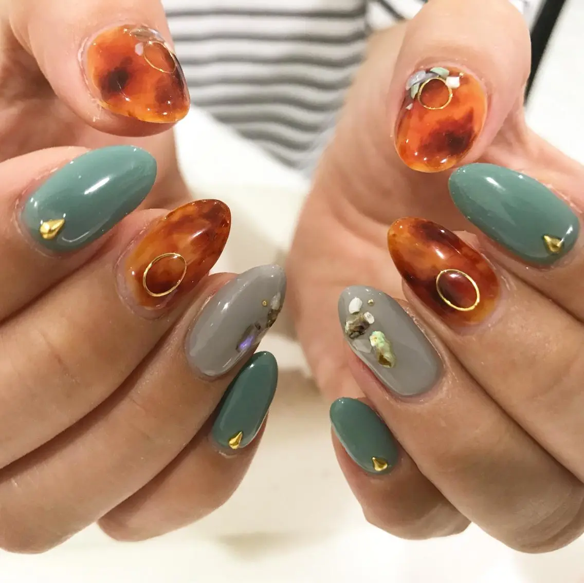 ネイル べっ甲ネイル フットネイル シンプルネイル 春ネイル 夏ネイル ハンドネイル nail fufla ♡yamane♡のネイルデザイン
