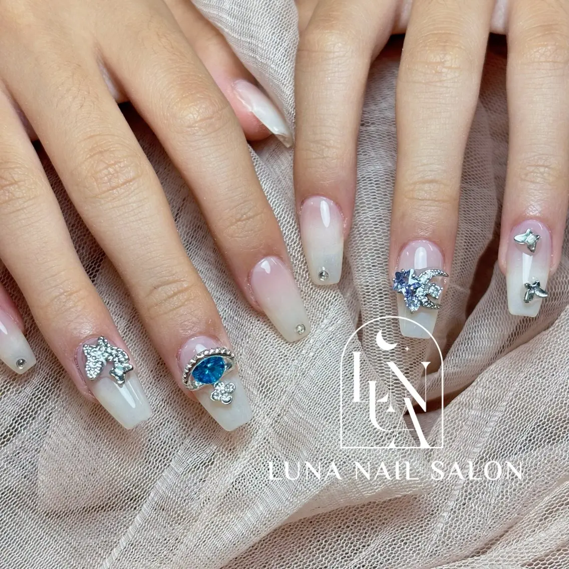 ネイル ハンドネイル ハンドケア LUNA Nail salon💕のネイルデザイン