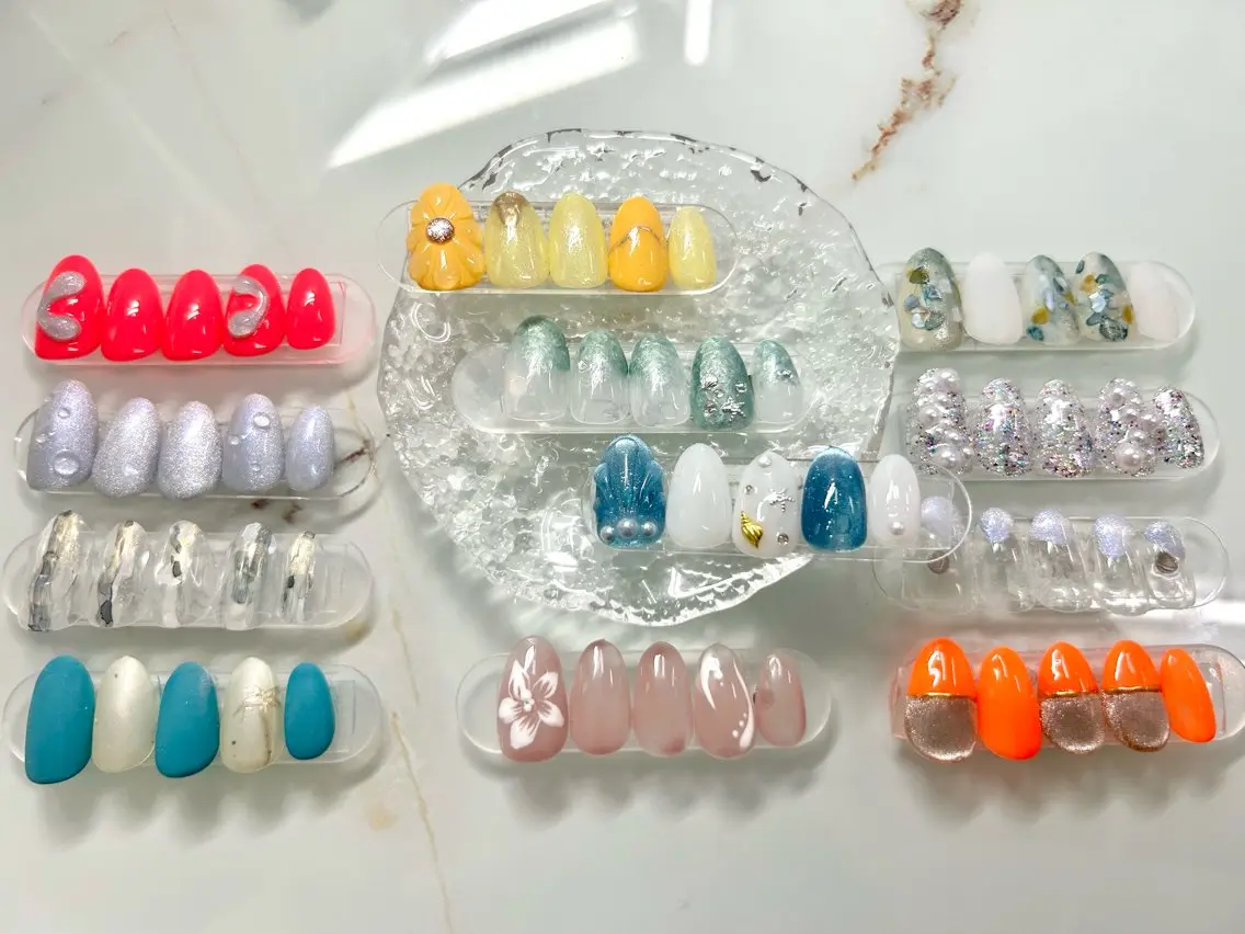 ネイル アートネイル ジェルネイル マグネットネイル パラジェル 夏ネイル ハンドネイル Nail Neige🐈🌙のネイルデザイン