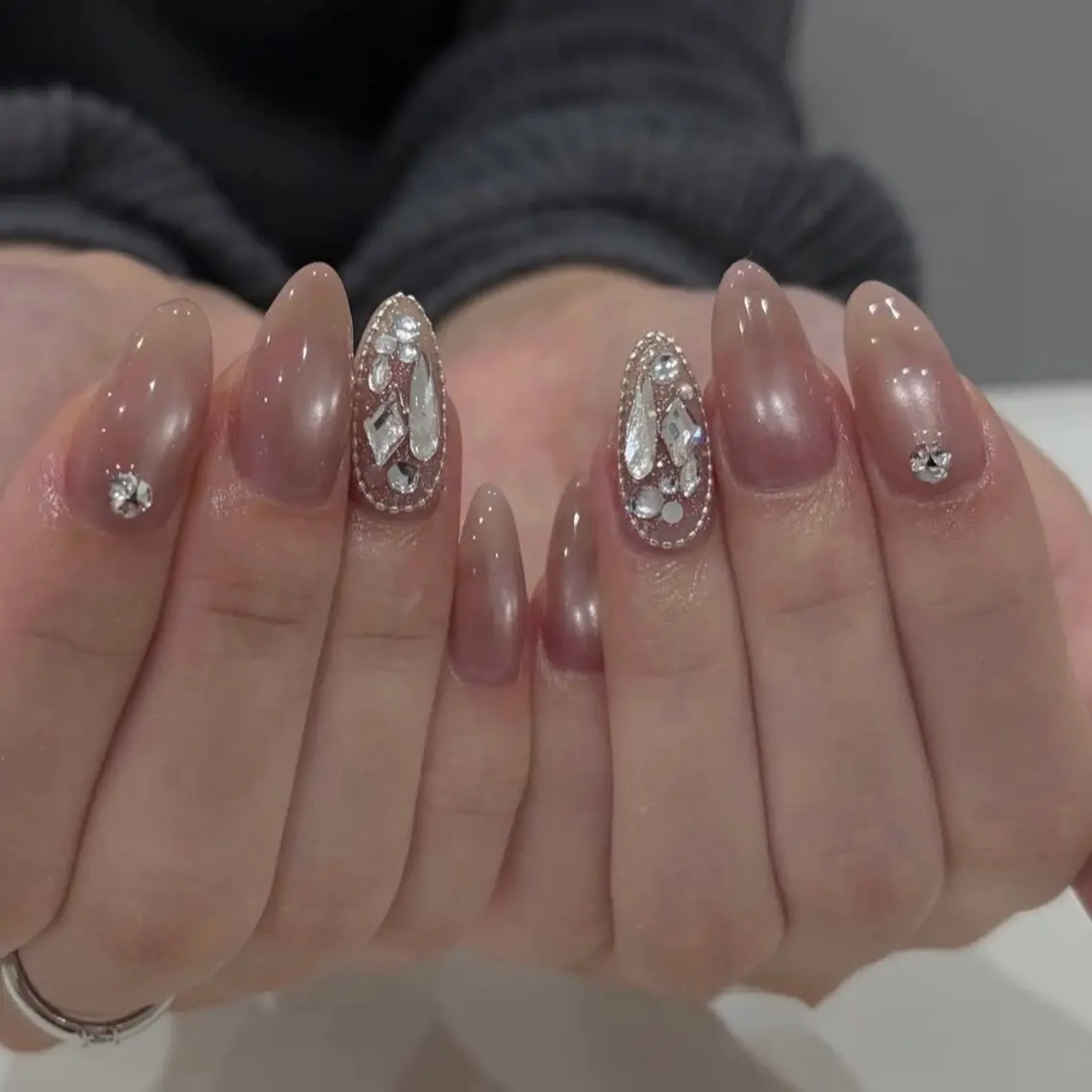 ネイル ハンドネイル H&B ホシのネイルデザイン