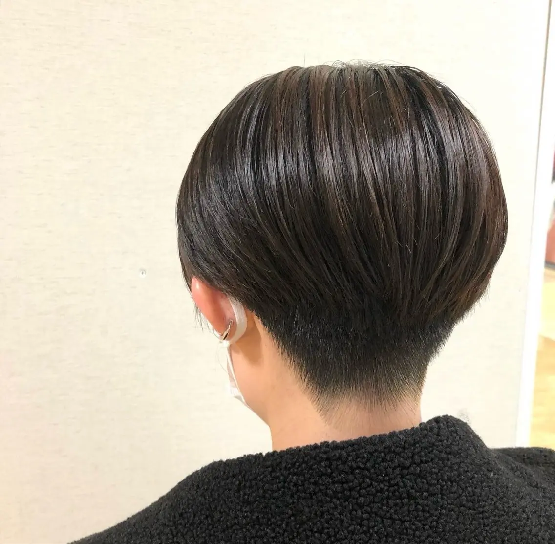 ショート ハンサムショート ショートヘア 酸性ストレート特化× 艶髪師/及川のヘアスタイル