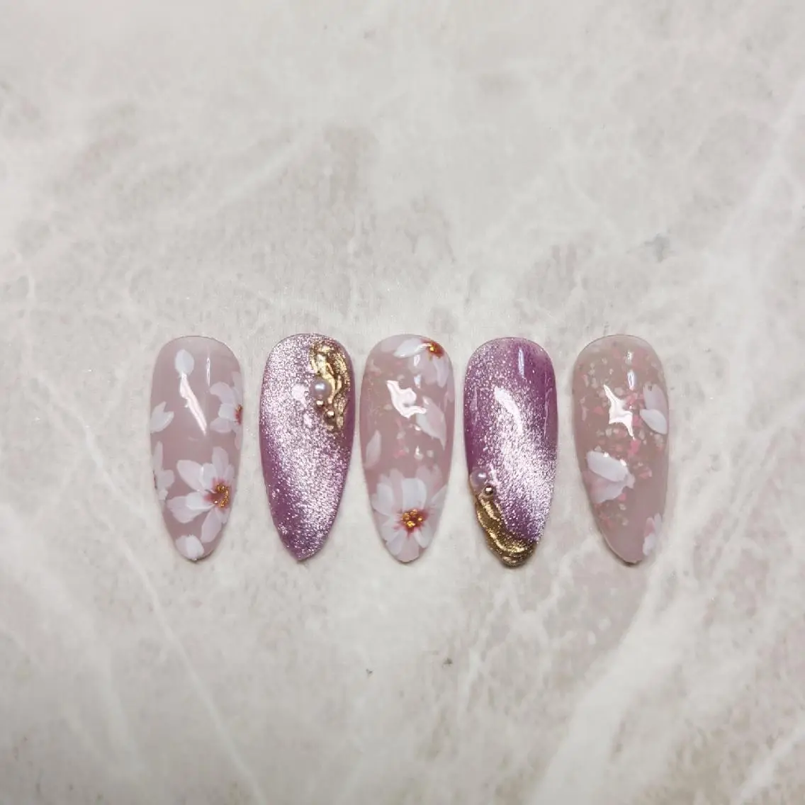 ネイル Nail  Ai    のネイルデザイン