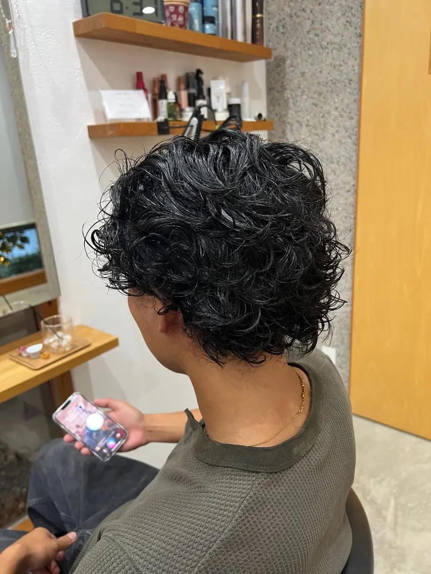 メンズ カット パーマ 解良 優斗のヘアスタイル